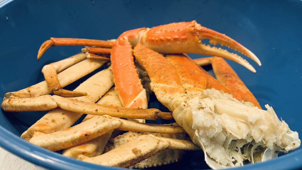 One of the best family activities for the family is Seafood. Time to Dine and enjoy fresh wild caught crab legs.