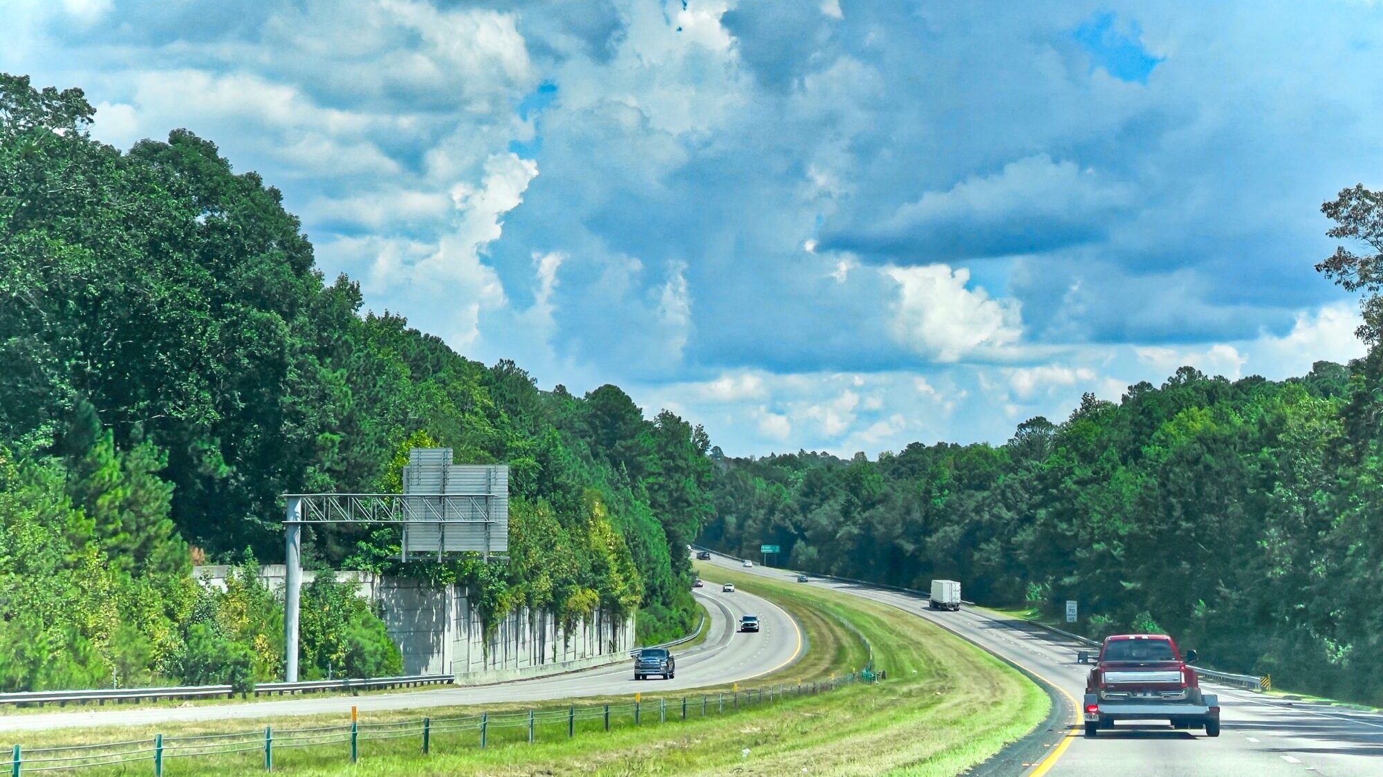 10 Road Trip Essentials You Should Never Leave Home Without